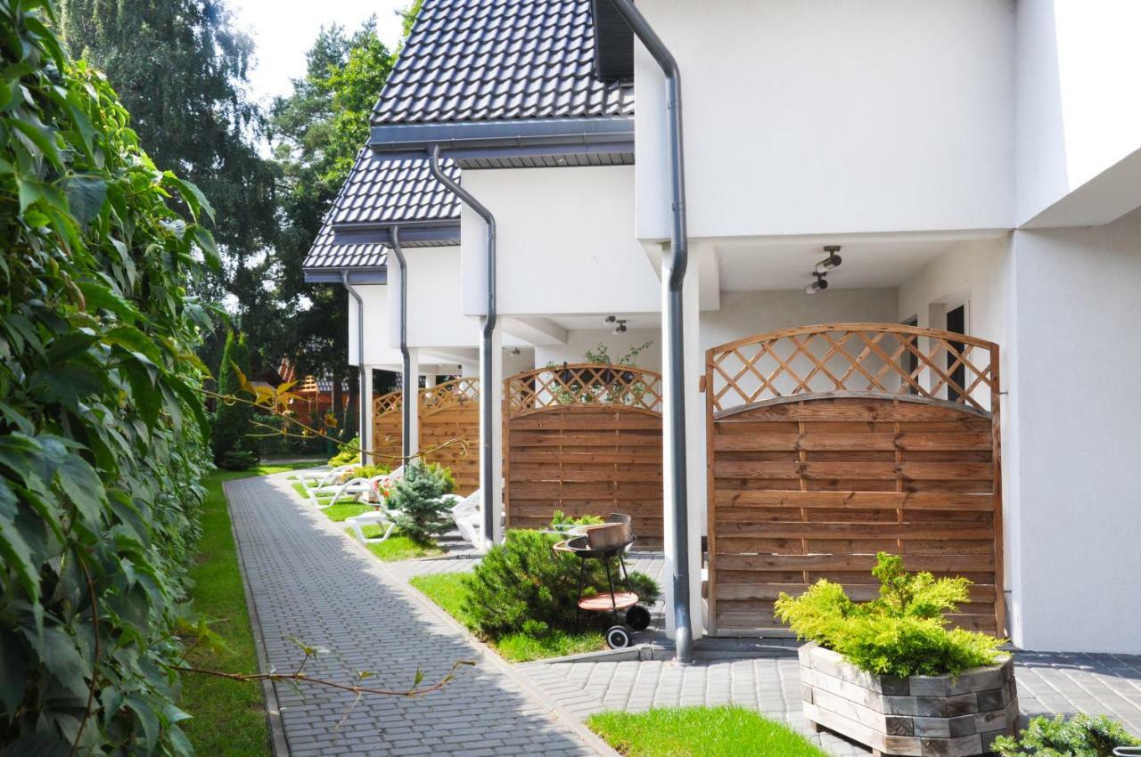 Ferienhaus Holiday Home Domki Raj Jarosławiec Exterior foto